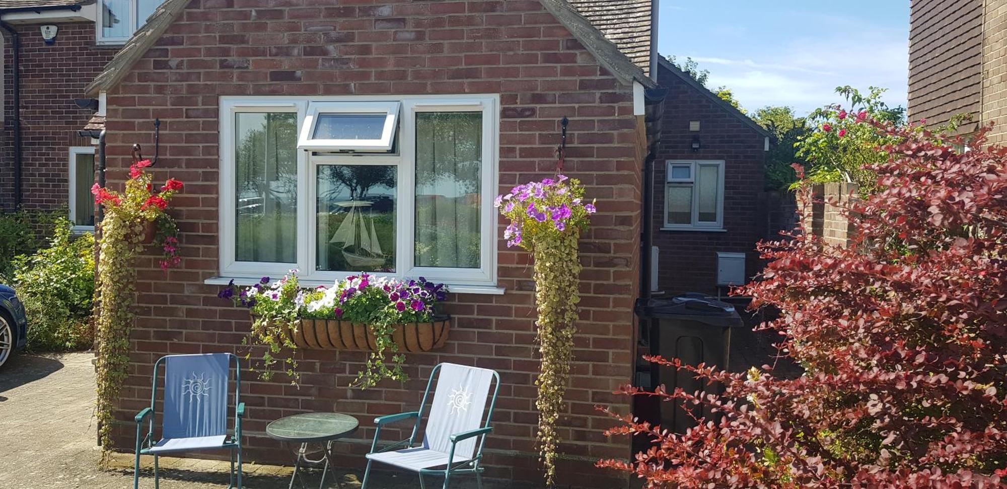 Mermaid Cottages Frinton-on-Sea Exterior photo